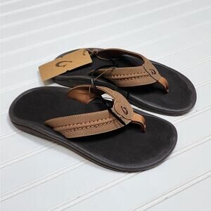 NWT Olukai Hokua Men's Beach Flip Flop Sandals Size 8 Tan
